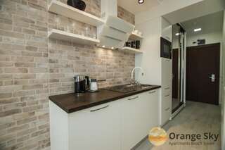 Апарт-отели Orange Sky Apartments Beach Tower Батуми Улучшенные апартаменты-студио с видом на море-9