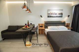 Апарт-отели Orange Sky Apartments Beach Tower Батуми Улучшенные апартаменты-студио с видом на море-27